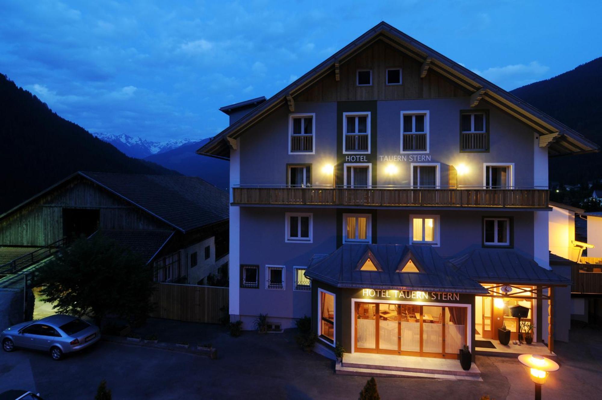 Hotel Tauernstern Winklern  Exterior foto
